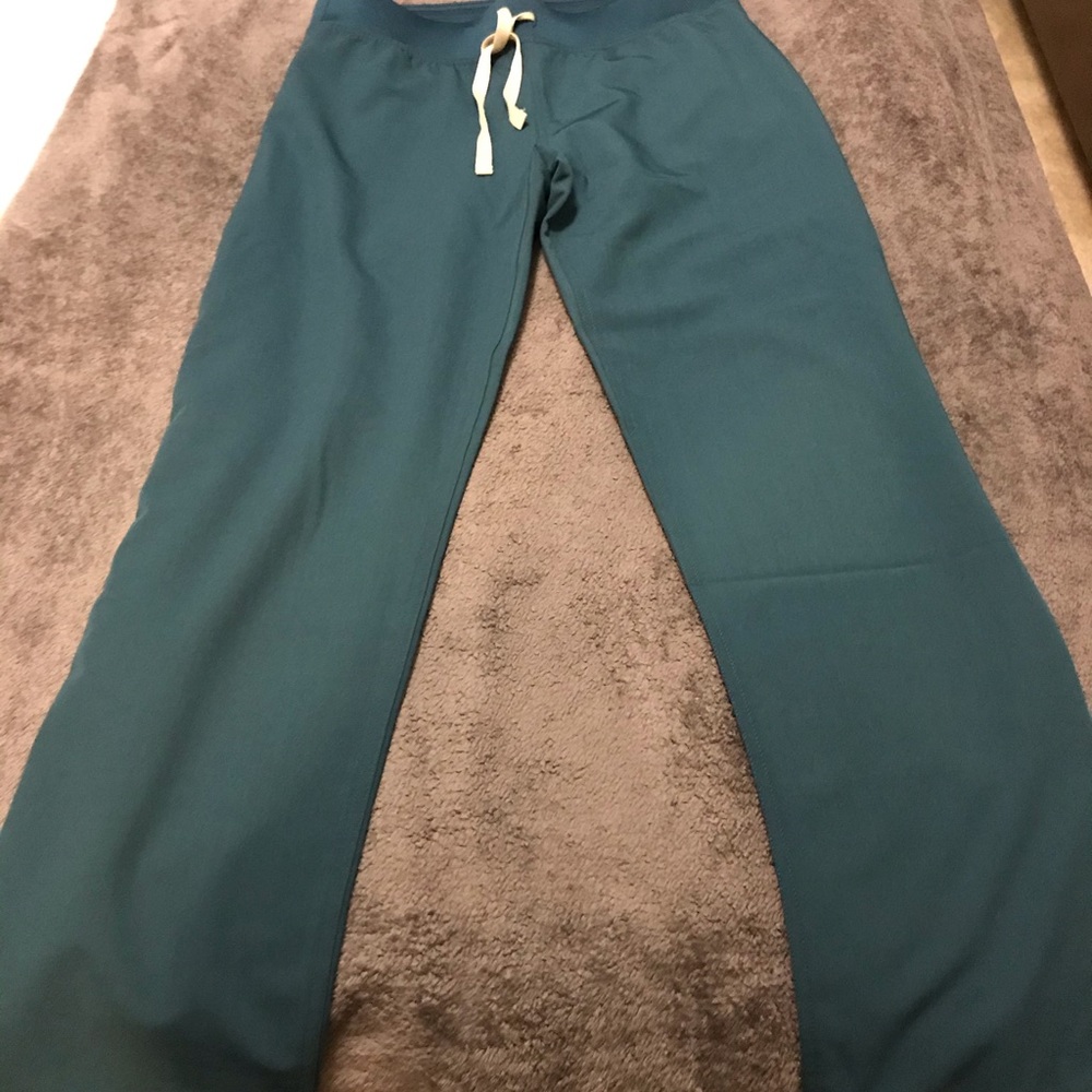 Figs Livingston basic scrub pants- Caribbean blue